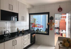 Foto 1 de Sobrado com 3 Quartos à venda, 180m² em Penha, São Paulo