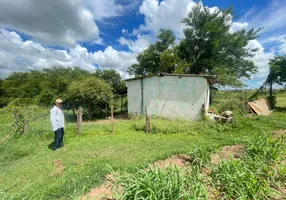 Foto 1 de Fazenda/Sítio com 1 Quarto à venda, 1000m² em , Martinópolis