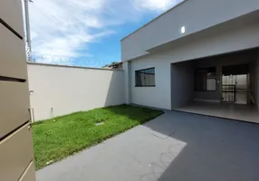 Foto 1 de Casa com 3 Quartos à venda, 107m² em Residencial Alice Barbosa, Goiânia