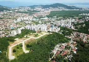 Foto 1 de Lote/Terreno à venda, 1024m² em Itacorubi, Florianópolis