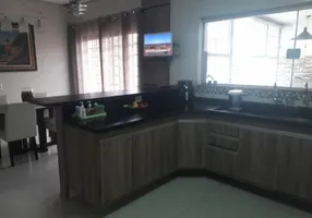 Foto 1 de Casa com 3 Quartos à venda, 350m² em Jardim América, São José dos Campos