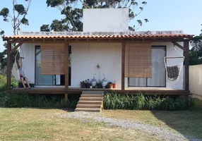 Foto 1 de Casa com 2 Quartos à venda, 375m² em Grama, Garopaba