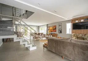 Foto 1 de Casa de Condomínio com 4 Quartos para alugar, 330m² em Pedra Redonda, Porto Alegre