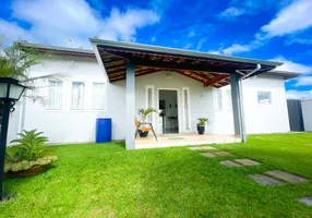 Foto 1 de Casa com 3 Quartos à venda, 570m² em Centro, Socorro