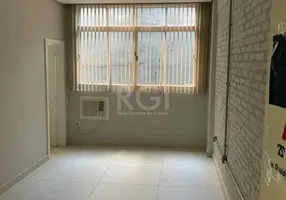 Foto 1 de Sala Comercial para alugar, 22m² em Centro, Porto Alegre