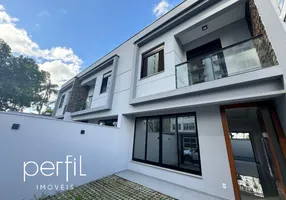 Foto 1 de Casa com 3 Quartos à venda, 102m² em América, Joinville