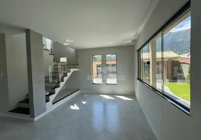 Foto 1 de Casa com 3 Quartos à venda, 116m² em Nossa Senhora de Fátima, Teresópolis