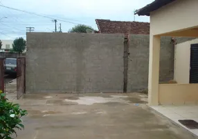 Foto 1 de Casa com 2 Quartos à venda, 80m² em Centro, Ibaté