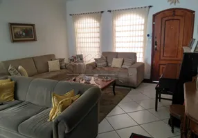 Foto 1 de Casa com 4 Quartos à venda, 212m² em Jardim Irajá, Ribeirão Preto