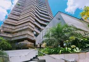 Foto 1 de Apartamento com 4 Quartos à venda, 404m² em Centro, Londrina