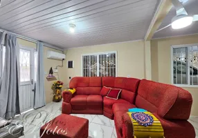 Foto 1 de Casa com 3 Quartos à venda, 174m² em Cruzeiro, Gravataí