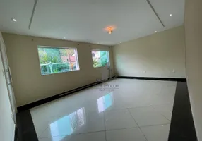 Foto 1 de Casa com 3 Quartos para venda ou aluguel, 271m² em Morada da Granja, Barra Mansa