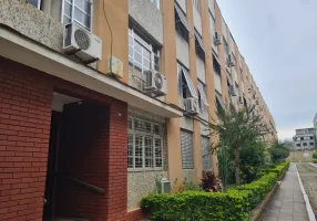 Foto 1 de Apartamento com 2 Quartos à venda, 71m² em Medianeira, Porto Alegre
