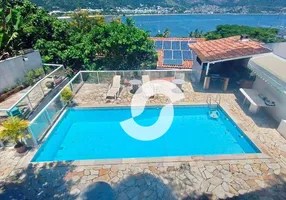 Foto 1 de Casa com 5 Quartos à venda, 440m² em São Francisco, Niterói