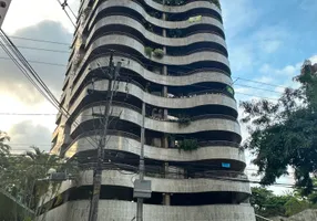 Foto 1 de Apartamento com 4 Quartos à venda, 180m² em Tamarineira, Recife