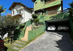 Foto 1 de Casa de Condomínio com 3 Quartos à venda, 250m² em Parque Nova Jandira, Jandira