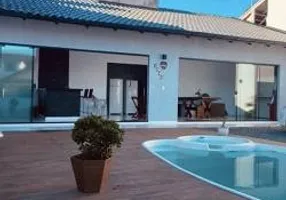 Foto 1 de Casa com 3 Quartos à venda, 250m² em Praia dos Amores, Balneário Camboriú