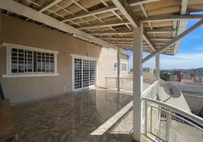 Foto 1 de Casa com 3 Quartos à venda, 118m² em Diamante, Belo Horizonte