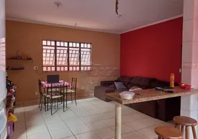 Foto 1 de Casa com 3 Quartos à venda, 100m² em Vila Albertina, Ribeirão Preto