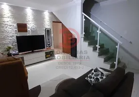 Foto 1 de Sobrado com 4 Quartos à venda, 200m² em Vila Ré, São Paulo