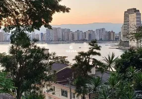 Foto 1 de Casa com 6 Quartos à venda, 1256m² em Ilha Porchat, São Vicente