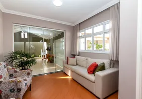 Foto 1 de Casa de Condomínio com 4 Quartos à venda, 199m² em Guaíra, Curitiba
