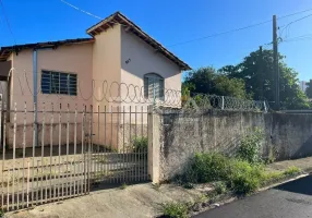 Foto 1 de Casa com 2 Quartos à venda, 80m² em Vila Costa do Sol, São Carlos