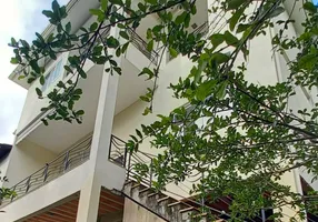Foto 1 de Casa de Condomínio com 4 Quartos à venda, 390m² em Maceió, Niterói