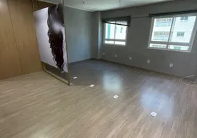 Foto 1 de Sala Comercial com 1 Quarto à venda, 60m² em Jatiúca, Maceió