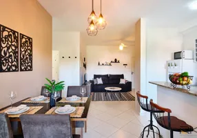 Foto 1 de Apartamento com 2 Quartos à venda, 75m² em Barra da Lagoa, Ubatuba