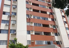 Foto 1 de Apartamento com 3 Quartos à venda, 118m² em Vicente Pinzon, Fortaleza