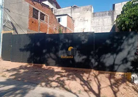 Foto 1 de Lote/Terreno à venda, 200m² em Vila Tiradentes, São Paulo