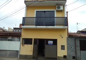 Foto 1 de Casa com 3 Quartos à venda, 100m² em São Luís, Volta Redonda