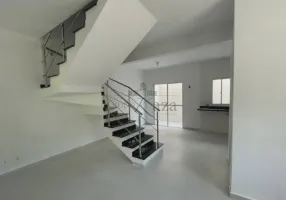 Foto 1 de Sobrado com 3 Quartos para alugar, 120m² em Vila São Bento, São José dos Campos