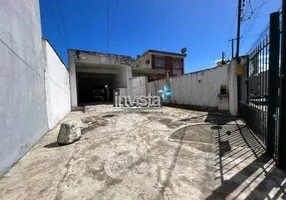 Foto 1 de Casa com 6 Quartos à venda, 570m² em Estuario, Santos