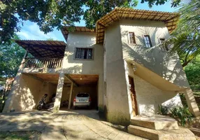 Foto 1 de Casa com 4 Quartos à venda, 300m² em Maria Paula, São Gonçalo