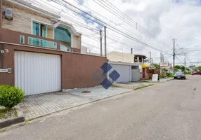 Foto 1 de Sobrado com 3 Quartos à venda, 267m² em Sitio Cercado, Curitiba
