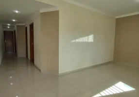 Foto 1 de Apartamento com 3 Quartos para alugar, 100m² em Santo Agostinho, Governador Valadares