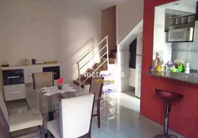 Foto 1 de Sobrado com 2 Quartos para alugar, 110m² em Vila Cecilia Maria, Santo André