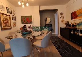 Foto 1 de Apartamento com 3 Quartos à venda, 131m² em Beira Mar, Florianópolis