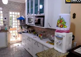 Foto 1 de Casa com 3 Quartos à venda, 246m² em Santa Clara, Campinas