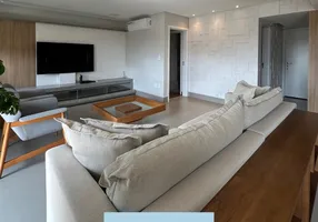 Foto 1 de Apartamento com 2 Quartos à venda, 170m² em Centro, Botucatu