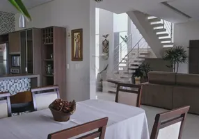 Foto 1 de Casa de Condomínio com 3 Quartos à venda, 360m² em Condomínio Residencial Jaguary , São José dos Campos