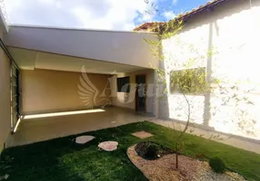 Foto 1 de Casa com 3 Quartos à venda, 130m² em Residencial Jardim Canedo, Senador Canedo