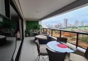 Foto 1 de Apartamento com 4 Quartos à venda, 211m² em Jardim Cuiabá, Cuiabá