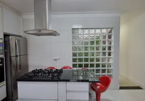 Foto 1 de Casa com 3 Quartos à venda, 180m² em Vila Sônia, São Paulo