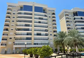 Foto 1 de Apartamento com 3 Quartos para alugar, 236m² em Centro, Piracicaba