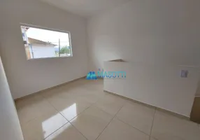 Foto 1 de Casa de Condomínio com 2 Quartos à venda, 54m² em Maracanã, Praia Grande