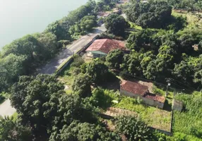 Foto 1 de Fazenda/Sítio com 3 Quartos à venda, 256m² em Centro, Santana do São Francisco