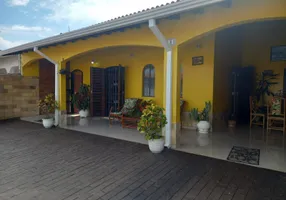 Foto 1 de Casa com 3 Quartos à venda, 130m² em Imperador, Praia Grande